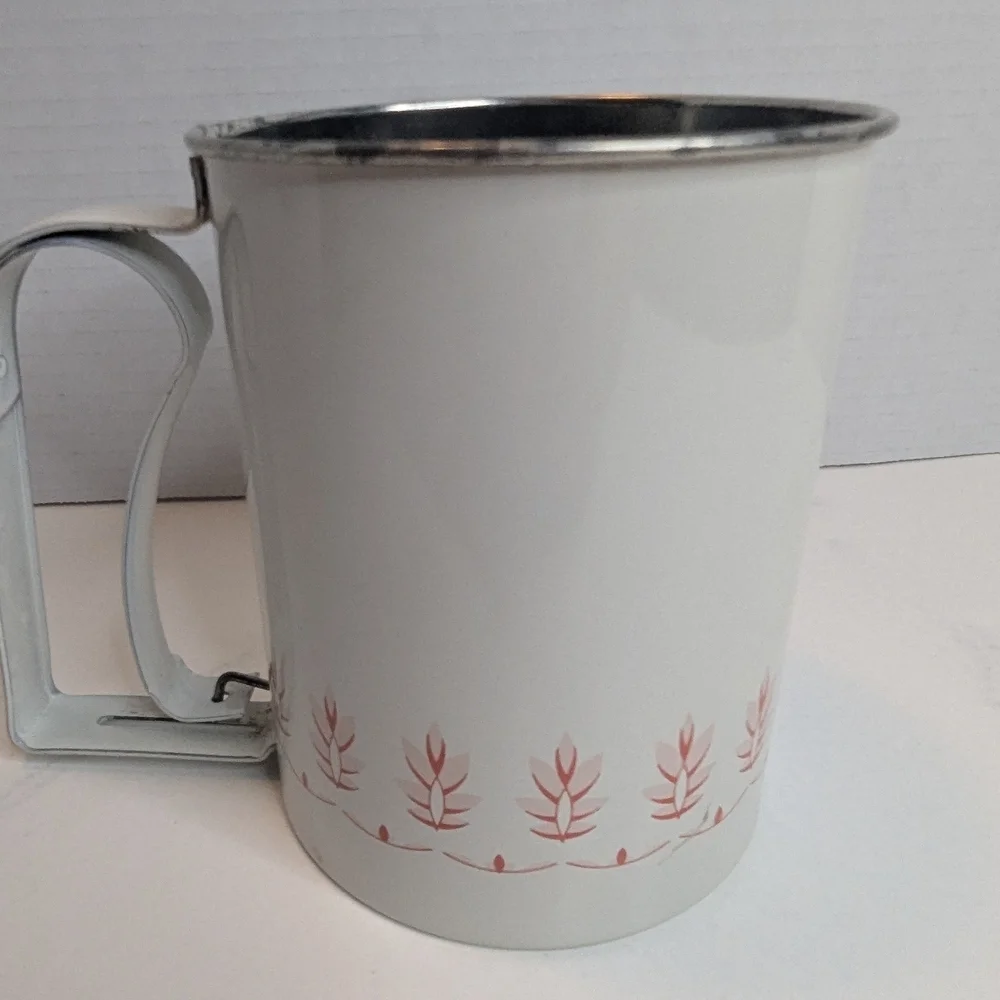 ANDROCK Vintage Metal Sifter Made In USA Retro Off White/Red/Pink Floral Print
